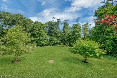 215 Mountainview Rd, Warren Township, NJ 07059 - Photo 36