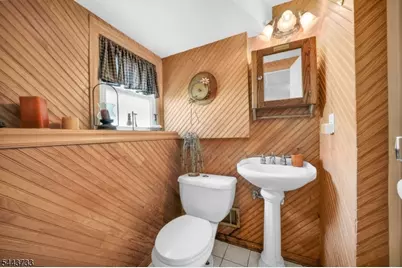 19 Lawrence Rd, Wayne, NJ 07470 - Photo 22