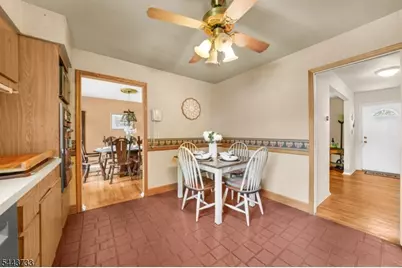 19 Lawrence Rd, Wayne, NJ 07470 - Photo 10