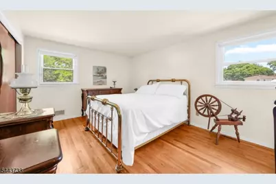 19 Lawrence Rd, Wayne, NJ 07470 - Photo 12