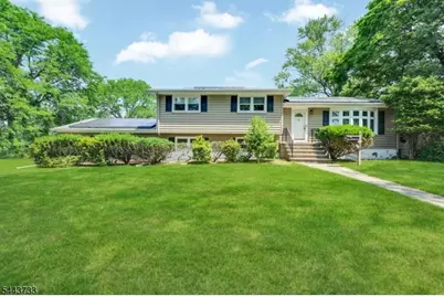 19 Lawrence Rd, Wayne, NJ 07470 - Photo 2