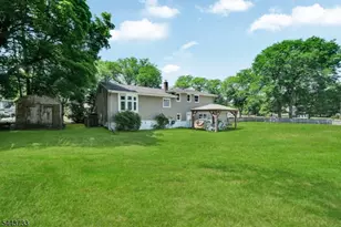 19 Lawrence Rd, Wayne, NJ 07470 - Photo 28