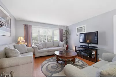 35 Passaic Ave, Woodland Park, NJ 07424 - Photo 4