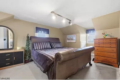 35 Passaic Ave, Woodland Park, NJ 07424 - Photo 14