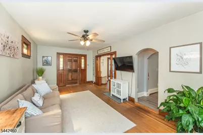 975 Maurice Ave, Rahway, NJ 07065 - Photo 4