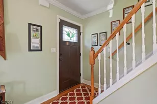 99 Lynwood Rd, Verona, NJ 07044 - Photo 4