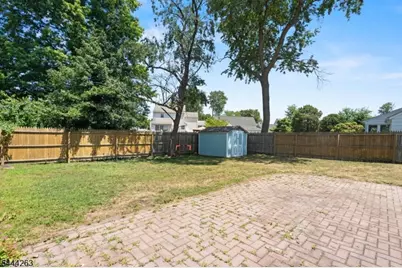 332 Newark Ave, Union Township, NJ 07083 - Photo 20