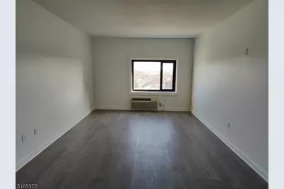 1 Carriage City Plz #1213, Rahway, NJ 07065 - Photo 14