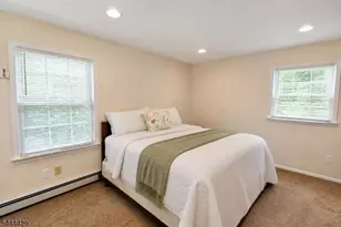 35 Deerfield Dr, Hardyston Township, NJ 07416 - Photo 12