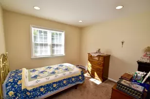 35 Deerfield Dr, Hardyston Township, NJ 07416 - Photo 14