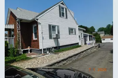 537 John Mitchell Ave, Phillipsburg, NJ 08865 - Photo 10