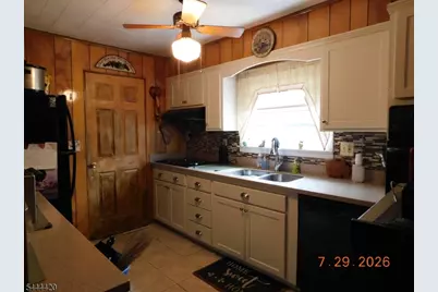 537 John Mitchell Ave, Phillipsburg, NJ 08865 - Photo 14
