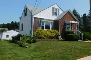 537 John Mitchell Ave, Phillipsburg, NJ 08865 - Photo 2
