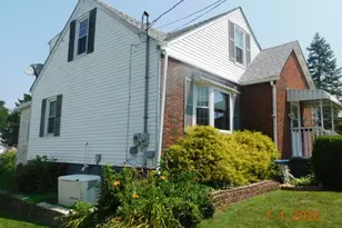 537 John Mitchell Ave, Phillipsburg, NJ 08865 - Photo 4