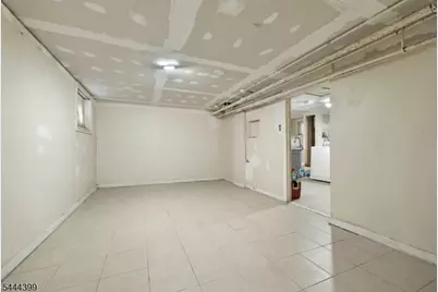 74 Smith St, Newark, NJ 07106 - Photo 18