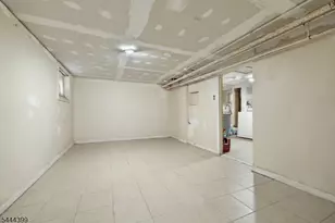 74 Smith St, Newark, NJ 07106 - Photo 18