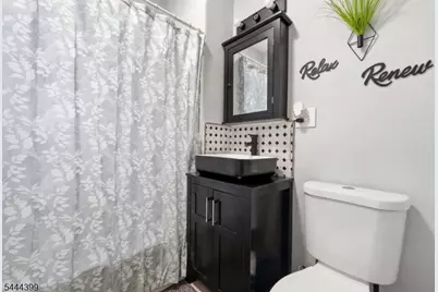 74 Smith St, Newark, NJ 07106 - Photo 12