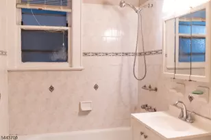 108 Berkshire Pl, Irvington, NJ 07111 - Photo 10
