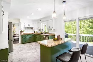17 Sandalwood Dr, Warren Township, NJ 07059 - Photo 12