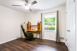 17 Sandalwood Dr, Warren Township, NJ 07059 - Photo 22