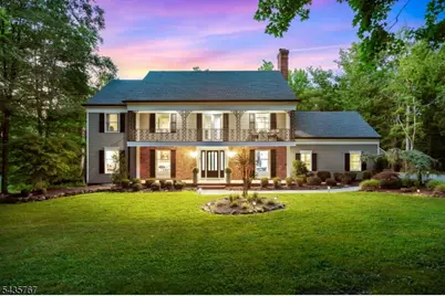 17 Sandalwood Dr, Warren Township, NJ 07059 - Photo 4