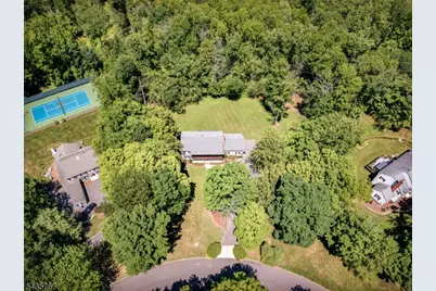 17 Sandalwood Dr, Warren Township, NJ 07059 - Photo 42