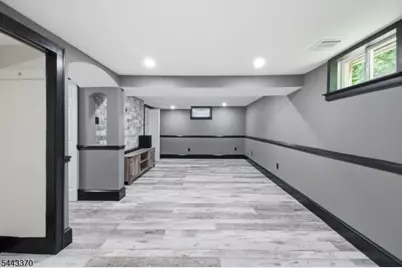 10 Hilsinger Rd, Parsippany, NJ 07878 - Photo 40