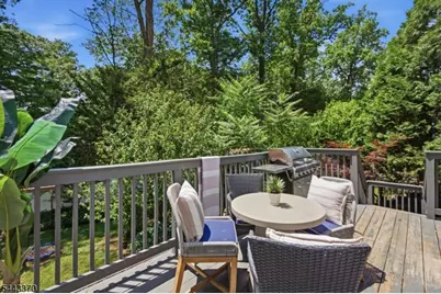 10 Hilsinger Rd, Parsippany, NJ 07878 - Photo 42