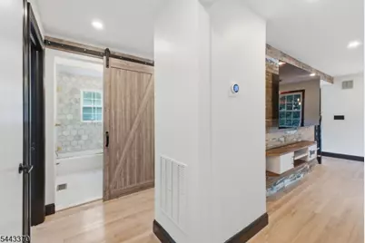 10 Hilsinger Rd, Parsippany, NJ 07878 - Photo 24