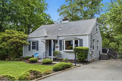 10 Hilsinger Rd, Parsippany, NJ 07878 - Photo 2