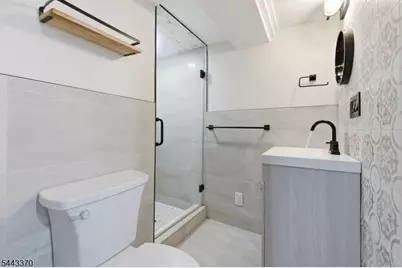 10 Hilsinger Rd, Parsippany, NJ 07878 - Photo 36
