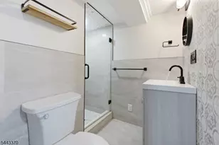 10 Hilsinger Rd, Parsippany, NJ 07878 - Photo 36