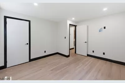 10 Hilsinger Rd, Parsippany, NJ 07878 - Photo 26