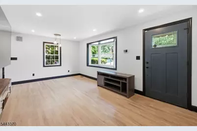 10 Hilsinger Rd, Parsippany, NJ 07878 - Photo 10
