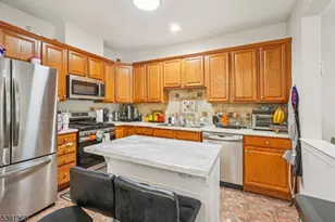 209 Raymound Blvd, Parsippany, NJ 07054 - Photo 10