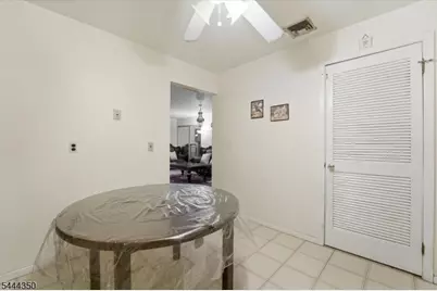 1906 Paterson Plank Rd #3D, North Bergen, NJ 07047 - Photo 10