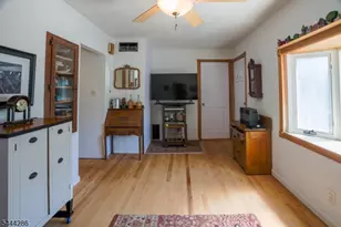 15 Van Wagoner Ave, Clifton, NJ 07013 - Photo 4
