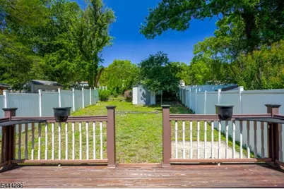 15 Van Wagoner Ave, Clifton, NJ 07013 - Photo 10