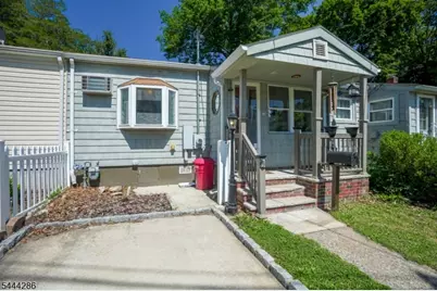 15 Van Wagoner Ave, Clifton, NJ 07013 - Photo 2