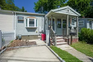 15 Van Wagoner Ave, Clifton, NJ 07013 - Photo 2