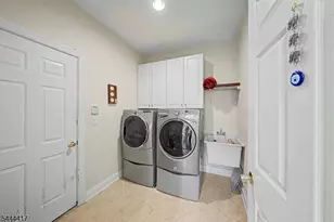 79 MacKenzie Ln S, Denville Twp., NJ 07834 - Photo 10