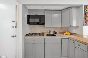 9052 New York Ave, North Bergen Twp., NJ 07047 - Photo 8