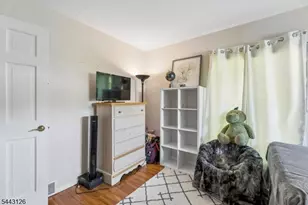 203 Dorchester St, Hanover Township, NJ 07981 - Photo 12