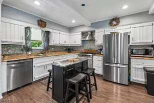 203 Dorchester St, Hanover Township, NJ 07981 - Photo 6