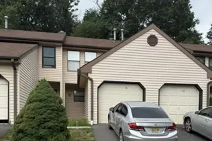 115 Sequoia Ct, Raritan Township, NJ 08822 - Photo 1