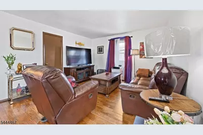 137 Day St, Clifton, NJ 07011 - Photo 4