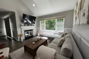 53 Jaime Ct, Parsippany, NJ 07950 - Photo 2