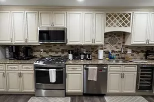 53 Jaime Ct, Parsippany, NJ 07950 - Photo 6
