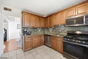 120 E Johnson Ave, Bergenfield, NJ 07621 - Photo 10
