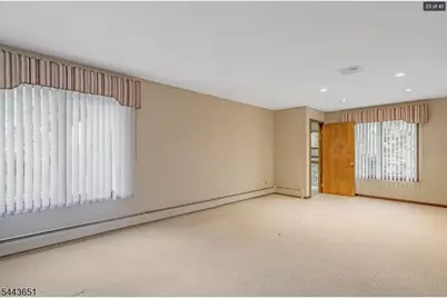 88 Van Blarcom Ln, Wyckoff Township, NJ 07481 - Photo 22